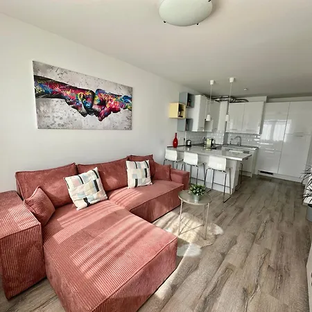 Break - Private Garage, Ac, Balcony Апартаменты