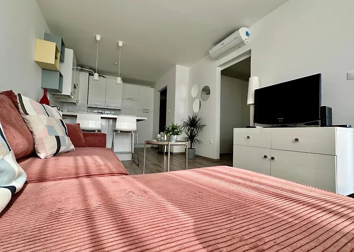 Break - Private Garage, Ac, Balcony * Budapest