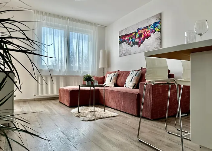 Apartment Break - Private Garage, Ac, Balcony
